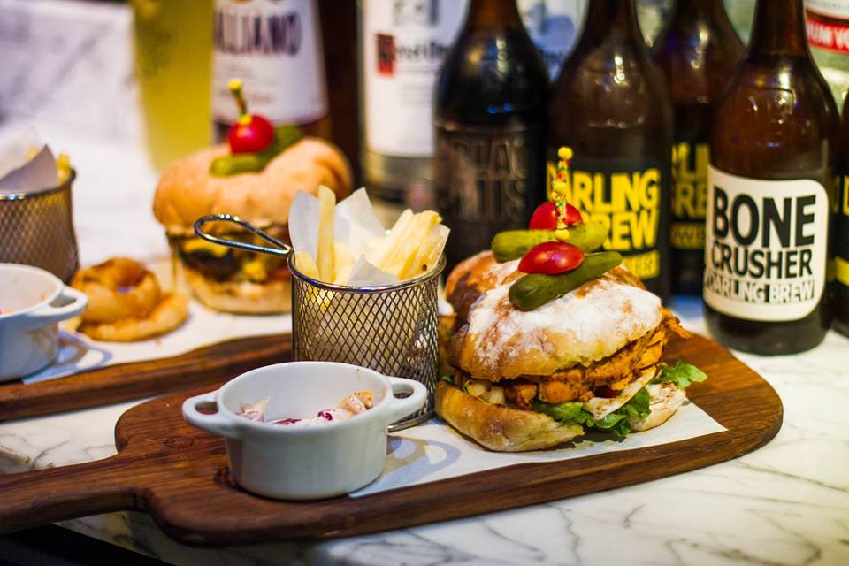 18301387_413665665671339_501795279134070135_n