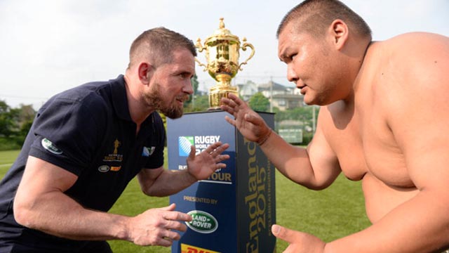 Shane Williams vs Sumo wrestler