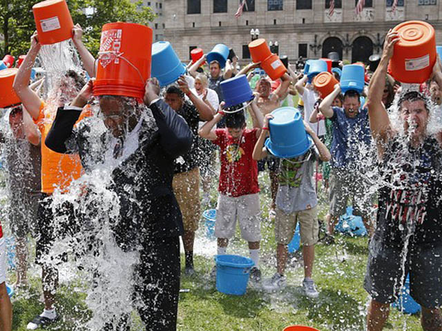 Ice bucket challenge