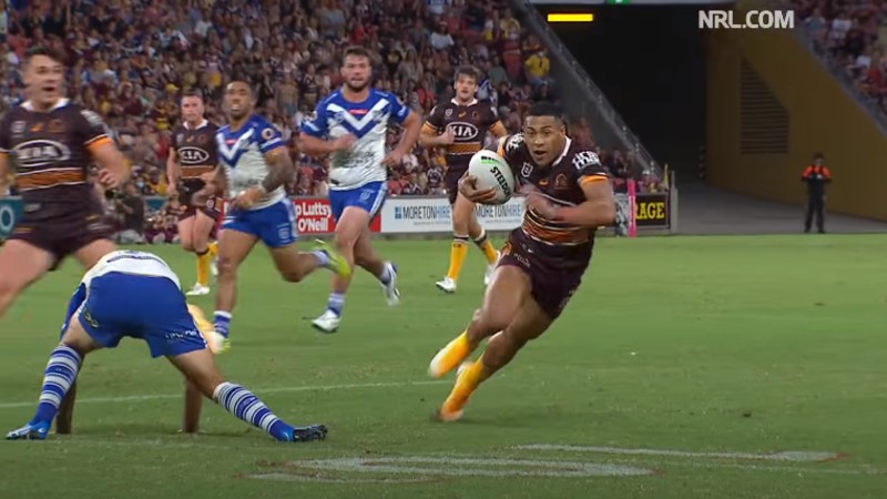 Jamayne Isaako sidestep